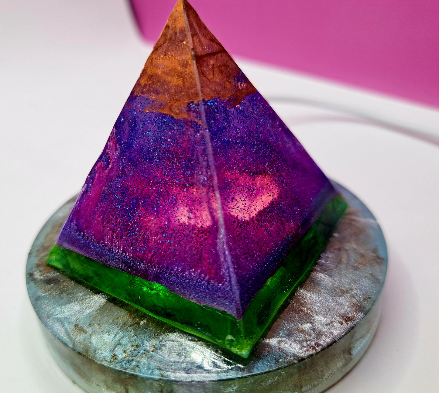Pyramid Portal Light
