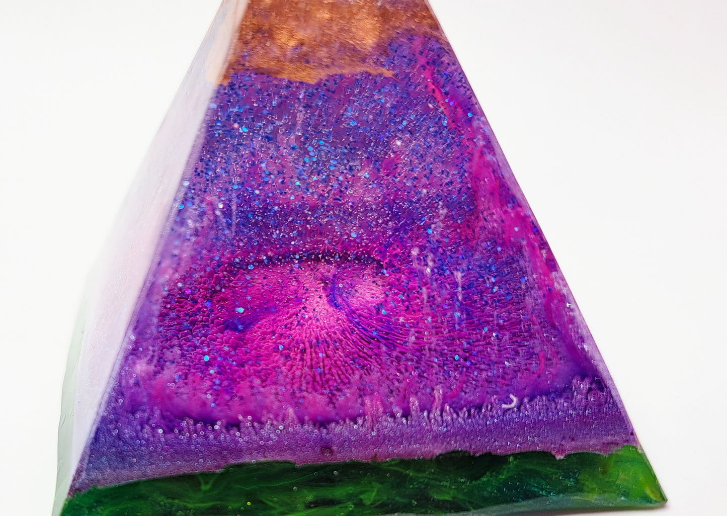 Pyramid Portal Light