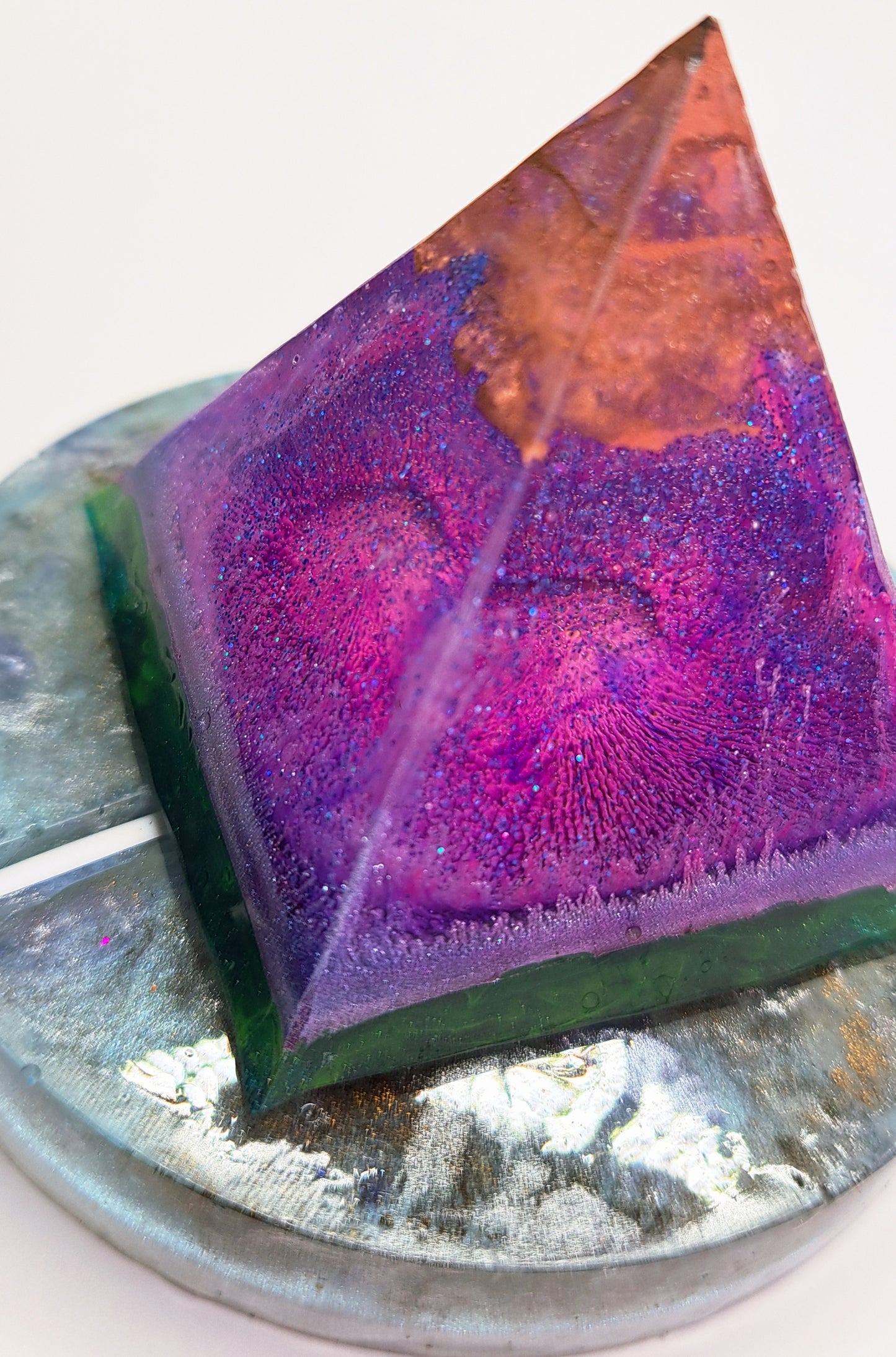 Pyramid Portal Light
